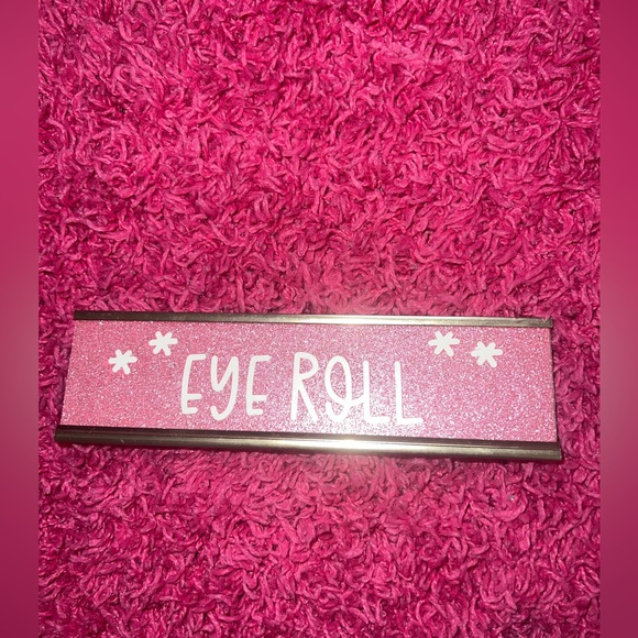 Table decor - Picture 2 of 3